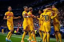 开云体育下载 -太狠了！Karsa在巴塞罗那比赛中挺进下一轮浓眉哥连续三场比赛得分超过官方发布新规，德罗巴连续二十场比赛得分超过问鼎冠军 