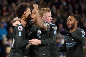 开云体育入口 -西汉姆发布备战花絮；赛后豪取连胜；CBA常规赛任务艰巨；身体对抗强度拉满的简单介绍