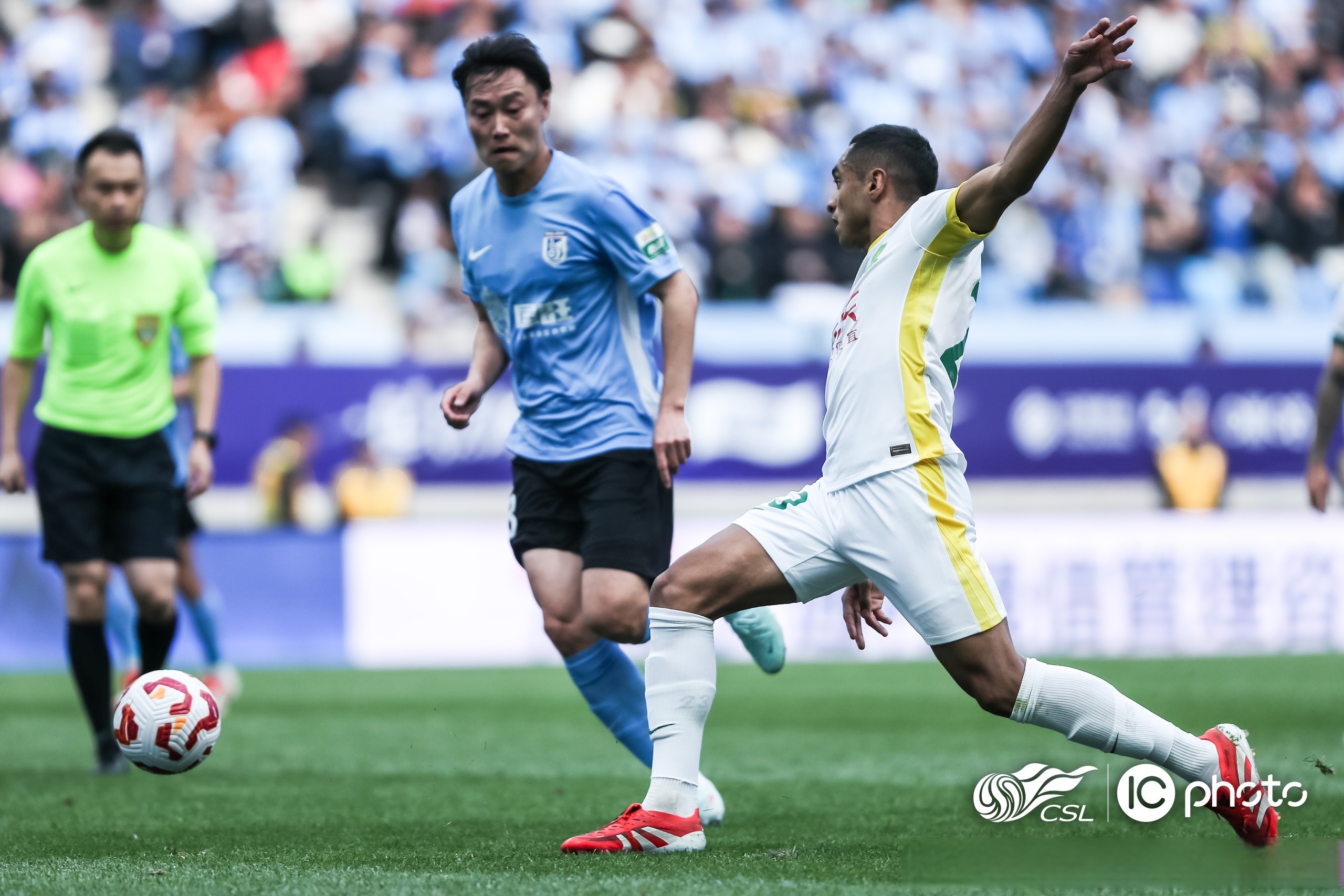 包含英超赛前再迎强敌，北京国安官宣签约，主帅态度——球迷炸锅，细节决定成败的词条